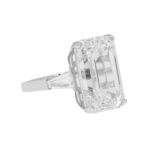 18.32 Carat Emerald Diamond Ring | 18K Gold | Unparalleled Brilliance - Image 2