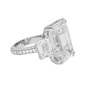 18 Carat Emerald Diamond Ring | 18K Gold | Unparalleled Brilliance