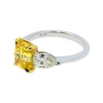 2.74 Carat Cushion Statement | Fancy Yellow | 18K Gold | Colour-Collector’s Treasure - Image 3