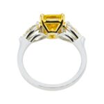 2.74 Carat Cushion Statement | Fancy Yellow | 18K Gold | Colour-Collector’s Treasure - Image 4