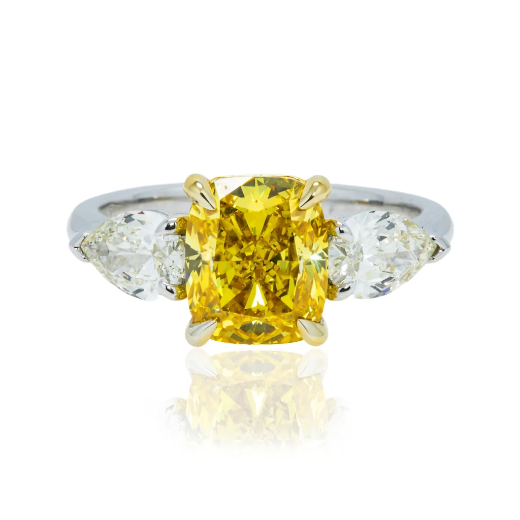 2.74 Carat Cushion Statement | Fancy Yellow | 18K Gold | Colour-Collector’s Treasure