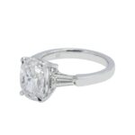 4 Carat Cushion Diamond Ring | Brilliant White | 18K Gold | A Classic Statement | Heirloom - Image 2