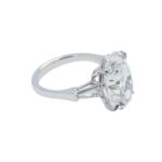 8.02 Carat Oval Diamond Ring | Brilliant White | 18K Gold | Refined Grandeur