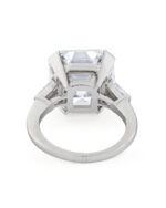 10.58 Carat Emerald-cut Statement | FL/IF | 18K Gold | Precision-Cut Radiance - Image 6