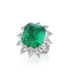 9.01 Carat Emerald-cut Statement | 18K Gold | Refined Grandeur | Signature - Image 2