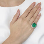 9.01 Carat Emerald-cut Statement | 18K Gold | Refined Grandeur | Signature - Image 4