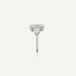 3.49 Carat Oval Statement | Brilliant White / D color | VVS | 18K Gold - Image 3