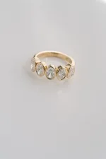 Oval Band | Brilliant White | 14K White Gold | Pure Sophistication | Modern Classic