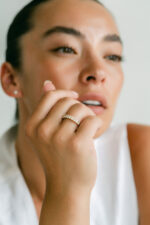 Oval Band | Brilliant White | 14K White Gold | Refined Light | Collector-Grade - Image 3