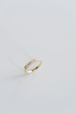 Oval Band | Brilliant White | 14K White Gold | Refined Light | Collector-Grade - Image 4