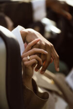 1.5 Carat Pear Statement | Brilliant White | 14K White Gold | Refined Light | High Jewellery - Image 5