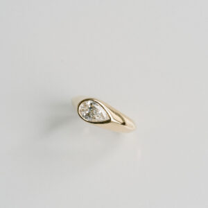 1 Carat Pear Diamond Ring | Brilliant White | SI | 14K White Gold | Elegant Sparkle