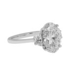 3.72 Carat Oval Diamond Ring | Brilliant White | 18K Gold | A Classic Statement | Signature - Image 3
