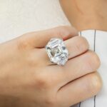 30.48 Carat Asscher Diamond Ring | Brilliant White | 18K Gold | High Jewellery Supremacy - Image 5