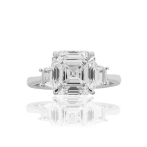 4.05 Carat Asscher Diamond Ring | Brilliant White | 18K Gold | Effortless Elegance
