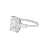 4.73 Carat Emerald Diamond Ring | 18K Gold | A Classic Statement - Image 2