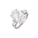 7.2 Carat Oval Diamond Ring | Brilliant White | 18K Gold | Refined Grandeur | Modern Classic