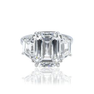 9.06 Carat Emerald Diamond Ring | 18K Gold | Heirloom-Worthy Glow