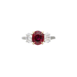 2.4 Carat Round Brilliant Statement | Ruby Red | 18K Gold | Effortless Elegance