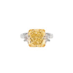 5.24 Carat Radiant Diamond Ring | Fancy Yellow | 18K Gold | Rare Fancy-Color Splendour
