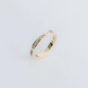 Round Brilliant Band | Brilliant White | 14K White Gold | Graceful Brilliance