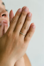 Round Brilliant Band | Brilliant White | 14K White Gold | Graceful Brilliance