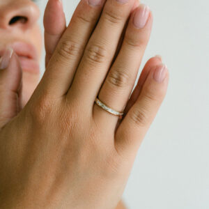 Round Brilliant Band | Brilliant White | 14K White Gold | Graceful Brilliance