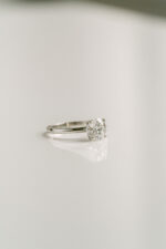 1 Carat Round Brilliant Statement | Brilliant White | 14K White Gold | Classic Charm