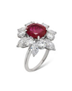 4.31 Carat Oval Statement | Ruby Red | 18K Gold | Effortless Elegance | Modern Classic - Image 2