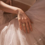 Round Brilliant Statement | Brilliant White | 14K White Gold | Elegant Sparkle