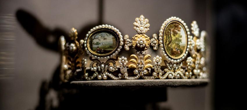 Queen Caroline of Naples Legacy Diamonds and Gemstones.