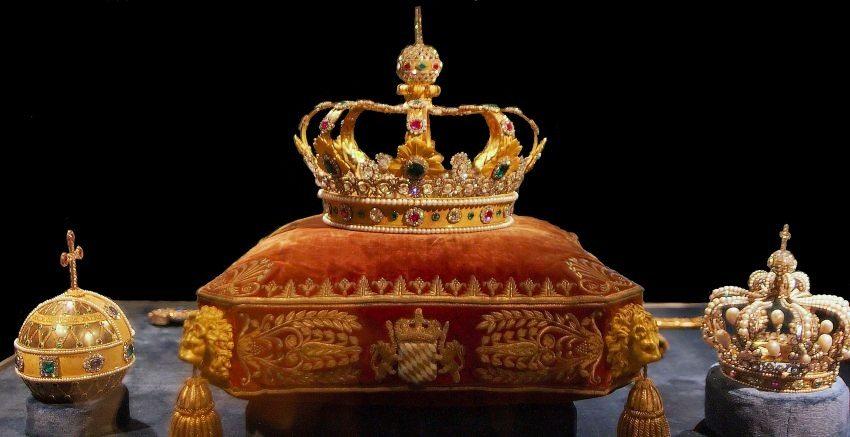 The Bavarian Crown Treasury 2. The Bavarian Crown Treasury Legacy Diamonds and Gemstones.