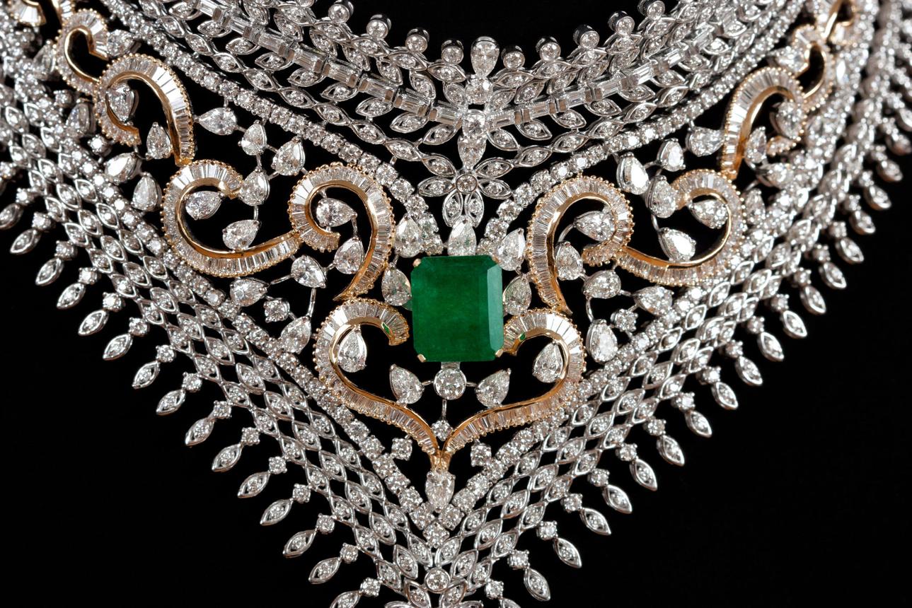 The Portuguese Royal Treasury 2. The Portuguese Royal Treasury Legacy Diamonds and Gemstones.