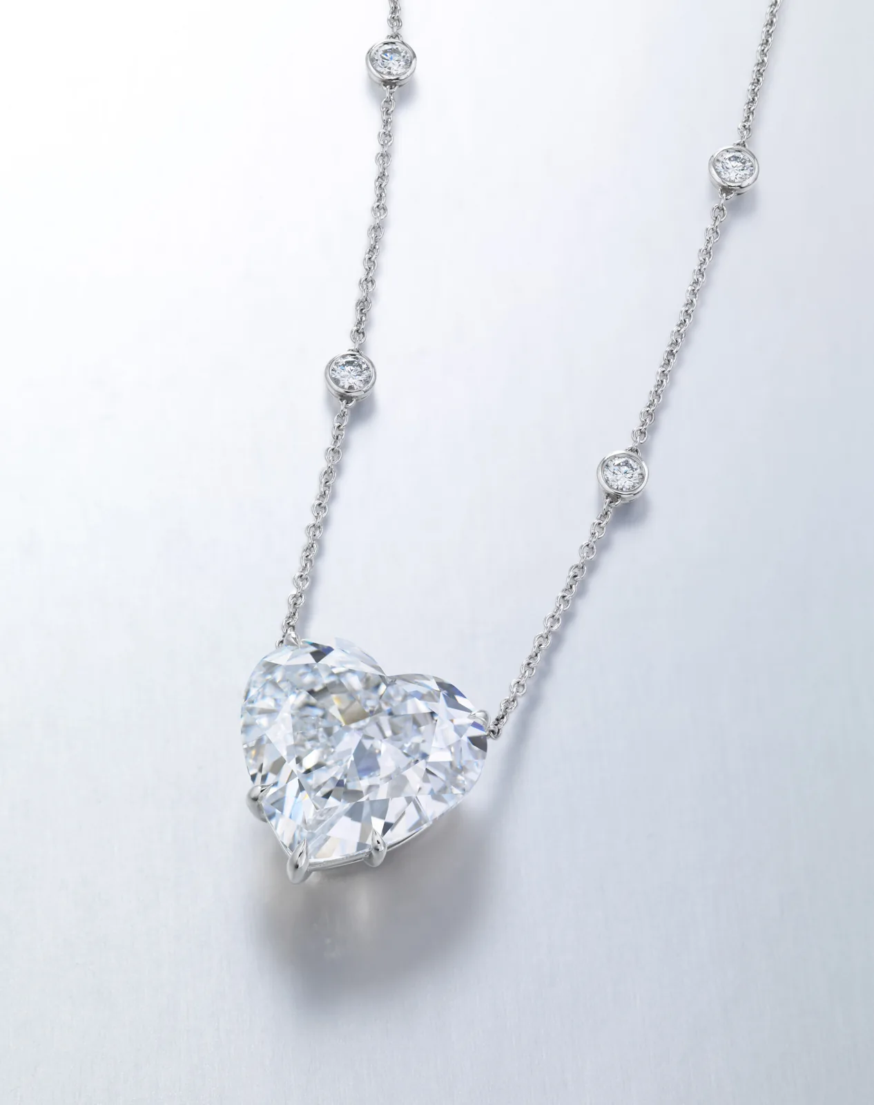 10-Carat Heart Diamond Pendant | White Diamond | Pinnacle Clarity | Platinum Commission | The Celestine Light