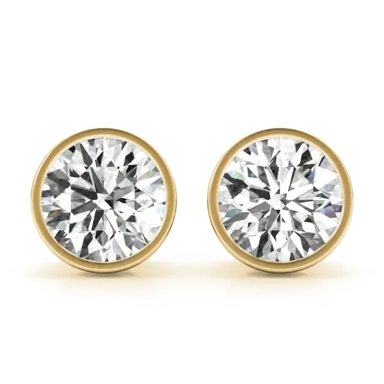 2.6 Carat Total Weight Round Studs