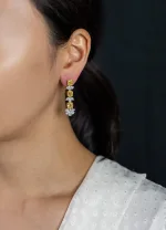6.43 Carats Radiant Cut Yellow & White Diamond Drop Earrings in Yellow Gold & Platinum in Yellow Gold Platinum