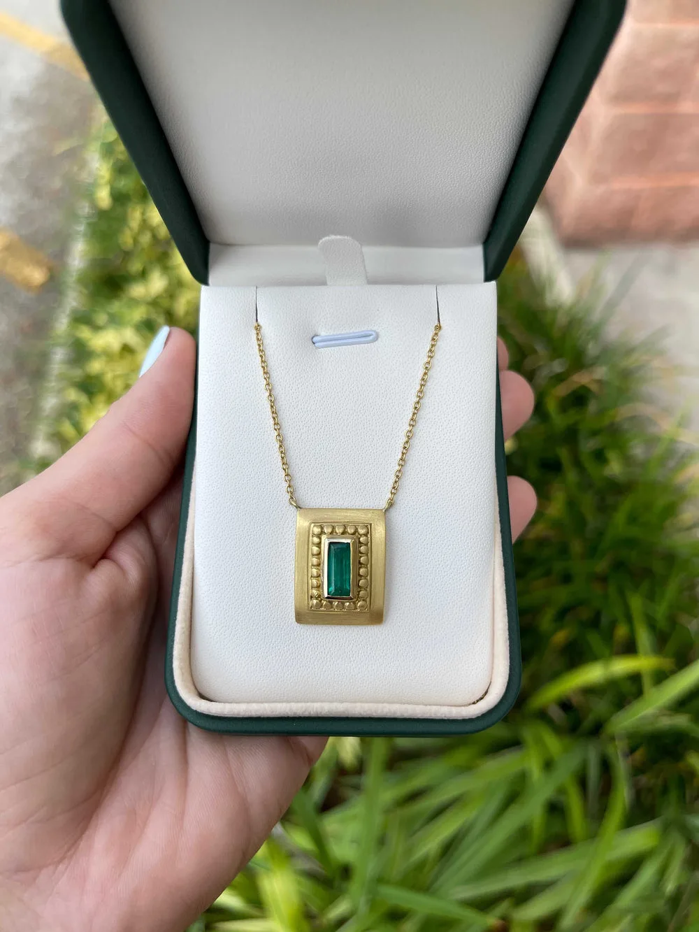 1.60 Carat Bezel Set Colombian Emerald Solitaire Necklace Gold 18K