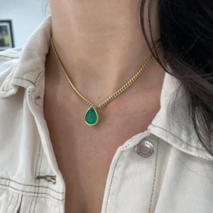 10.80 Carat Vivid Muzo Colombian Emerald Statement Cuban Link Necklace 18K gold