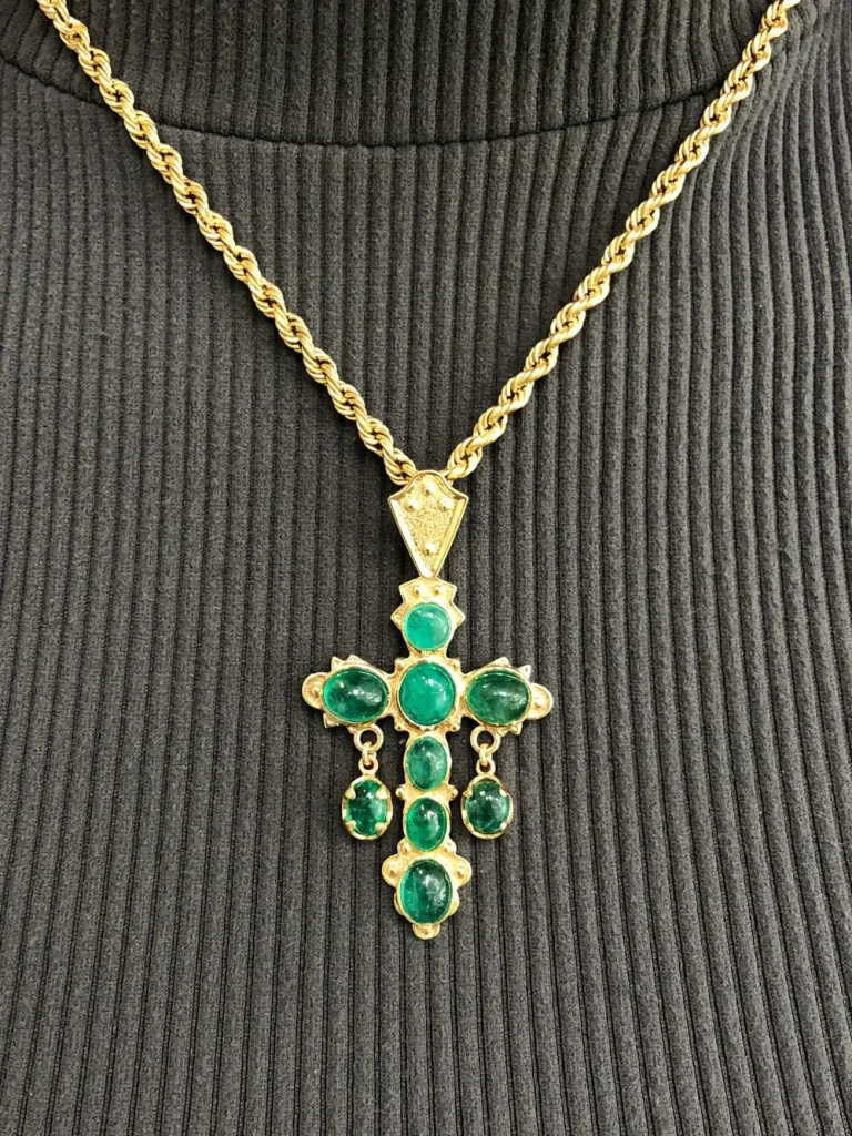 10tcw Nuestra Señora De Atocha Replica Natural Colombian Emerald Cabochon Cross 18K