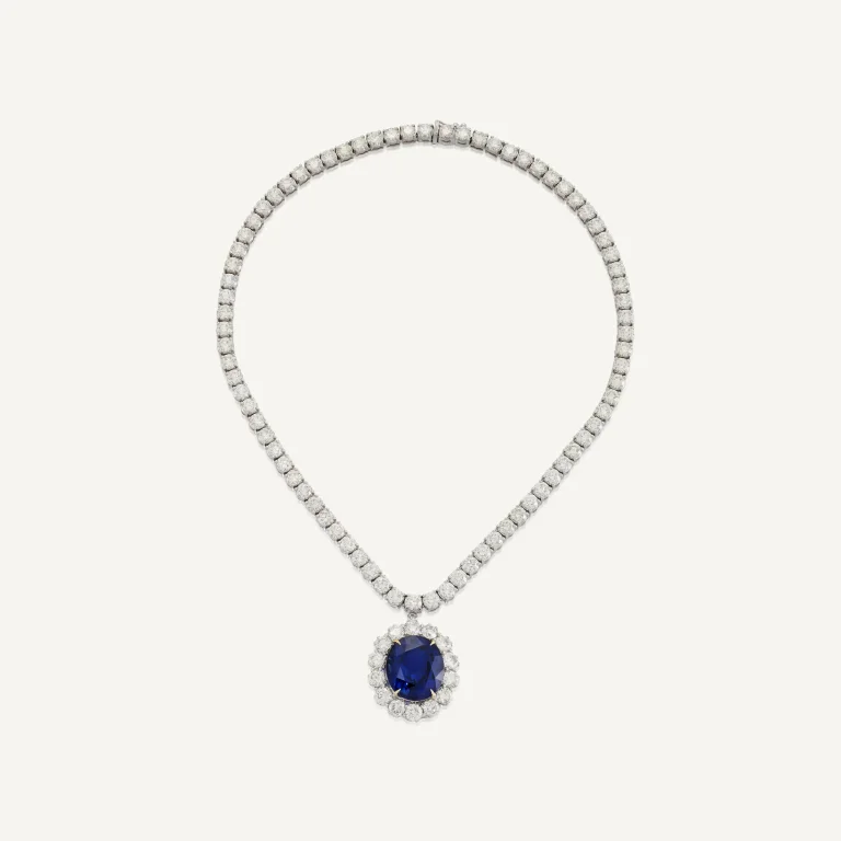 20 carats SAPPHIRE AND DIAMOND PENDANT NECKLACE