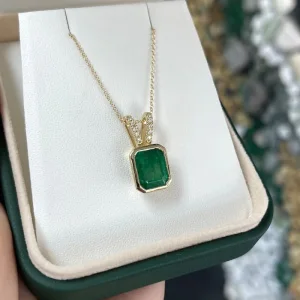 3.17tcw 14K Natural Dark Green Split Bail Pave Set Emerald & Diamond Accent Pendant Necklace