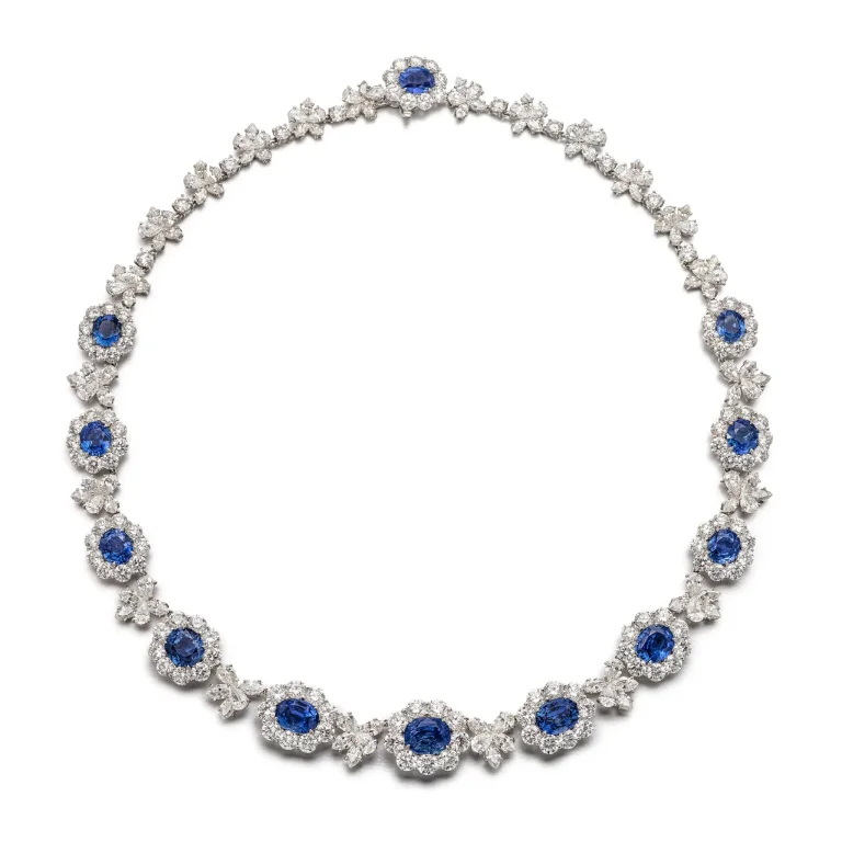 30 carats Sapphire and Diamond Necklace