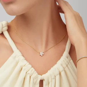 5 PETAL FLOWER PEAR SHAPE DIAMOND PENDANT NECKLACE IN 18K YELLOW GOLD