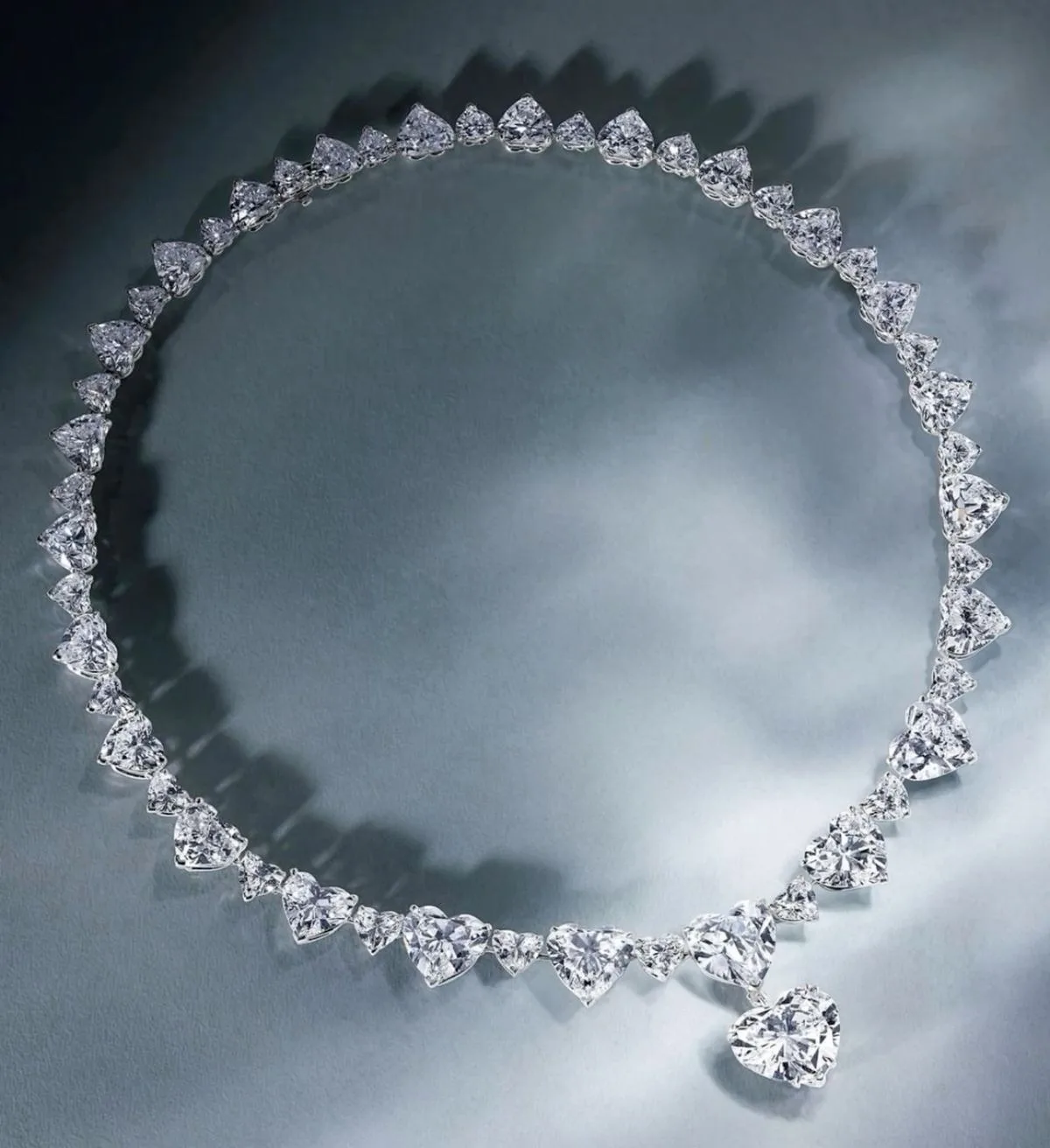 70 carat heart diamond necklace with 8 carat drop H-J vvs-vs
