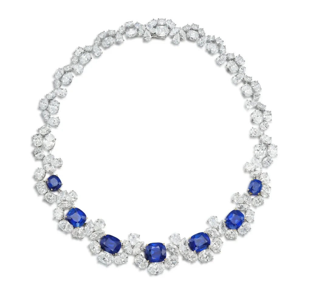 80 carats An Exceptional Sapphire and Diamond Necklace