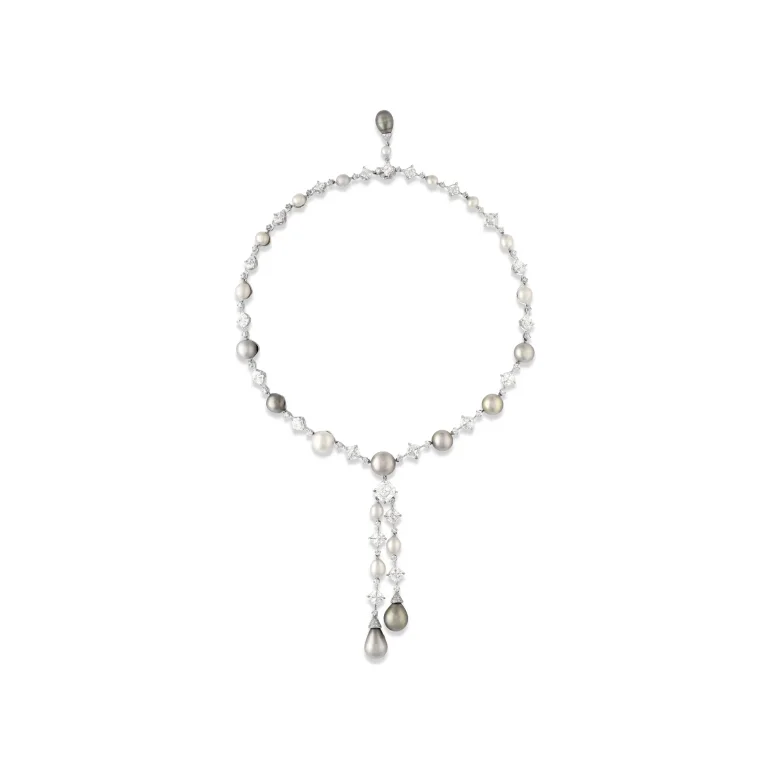 COLOURED NATURAL PEARL, NATURAL PEARL AND DIAMOND NECKLACE
